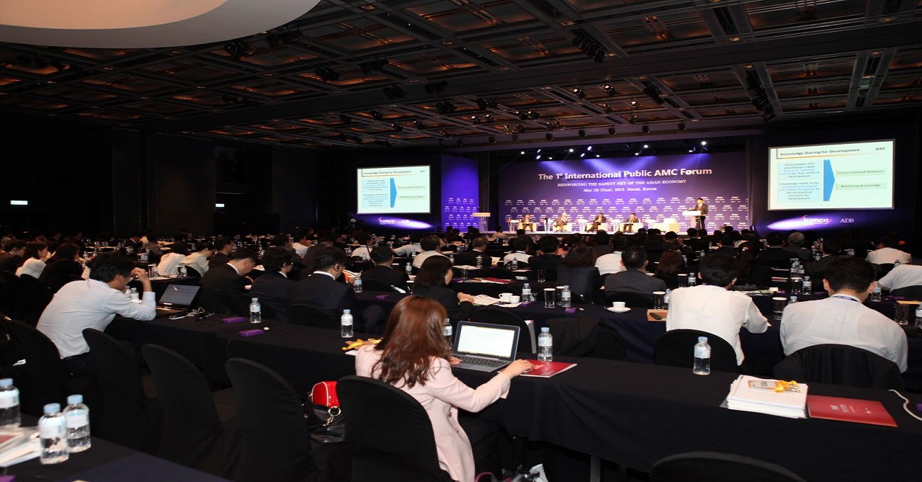 Summit | 1st Summit and Conference, Seoul 2013